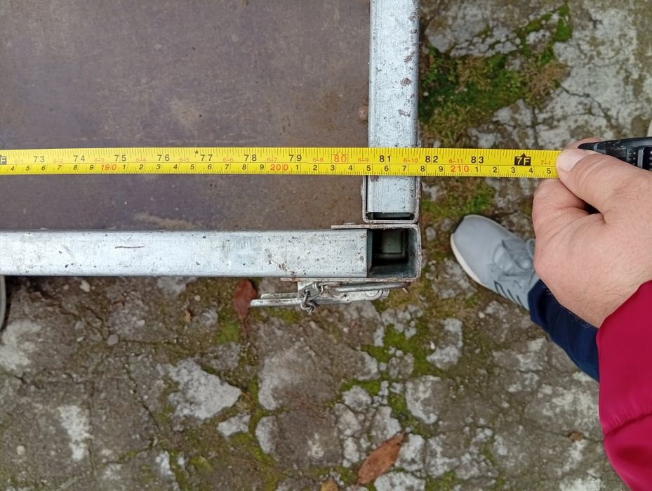 Remorcā Neptun de 750 Kg