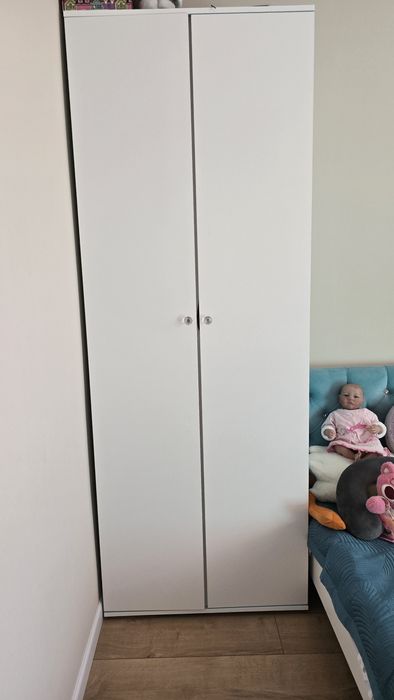 Продам шкаф с кроватью