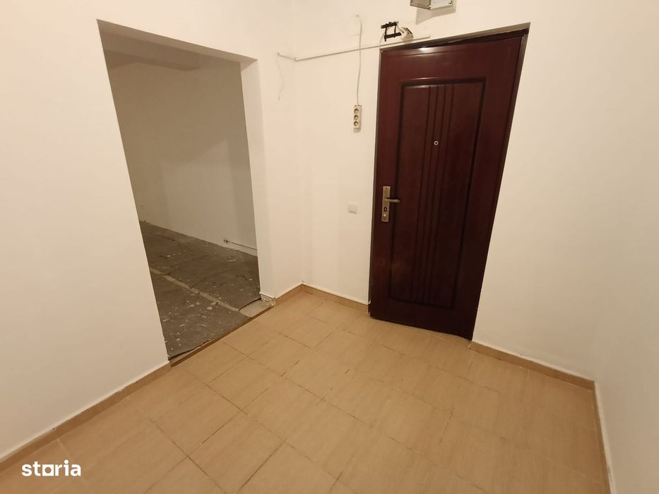 Garsoniera de vanzare zona Berceni Grand Arena Mall