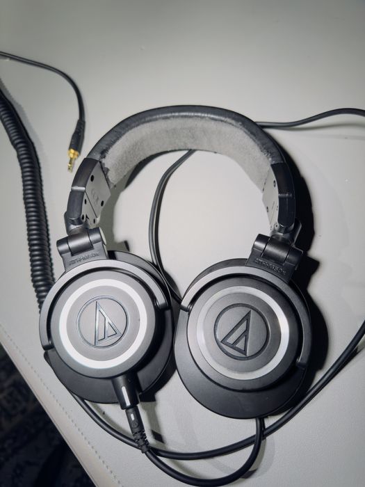 Casti DJ Audio Tehnica ATH M50X