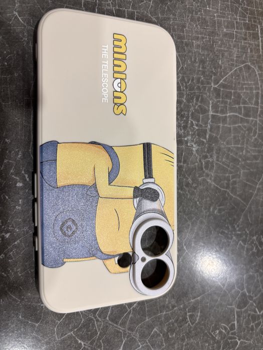 Чехол на Айфон 16