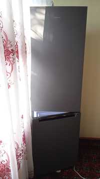 Холодильник Бирюса воздух
