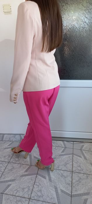 Sacou elegant cu nasturi aurii