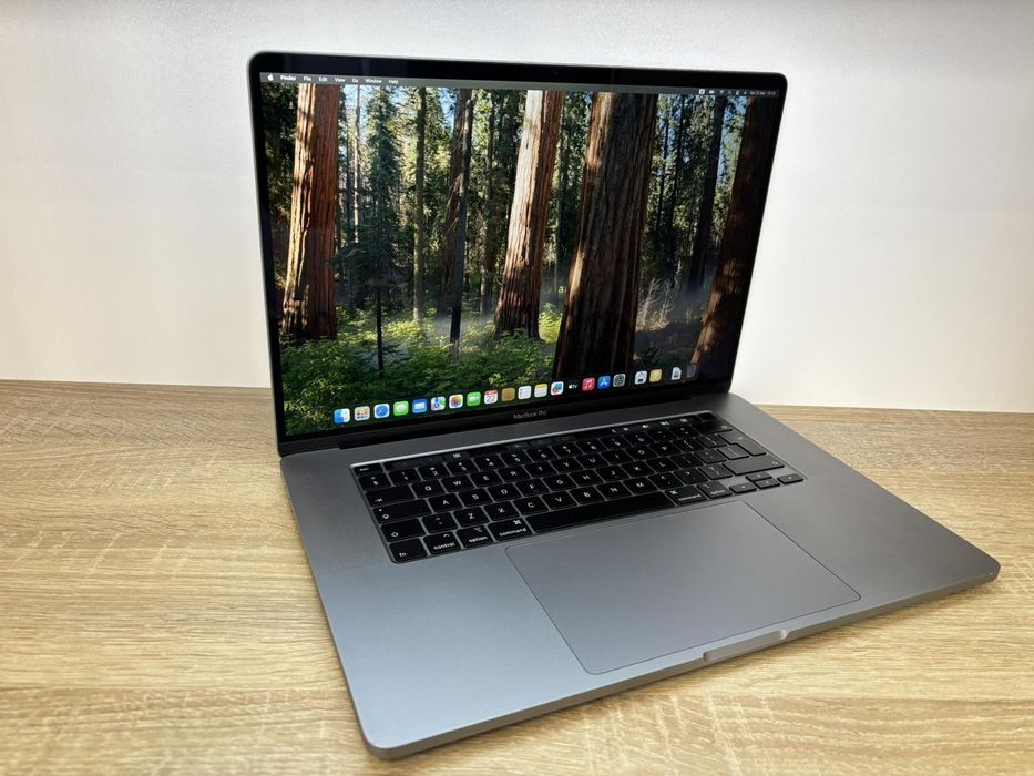 MacBook pro 15 i7/512gb/16gb DDR4