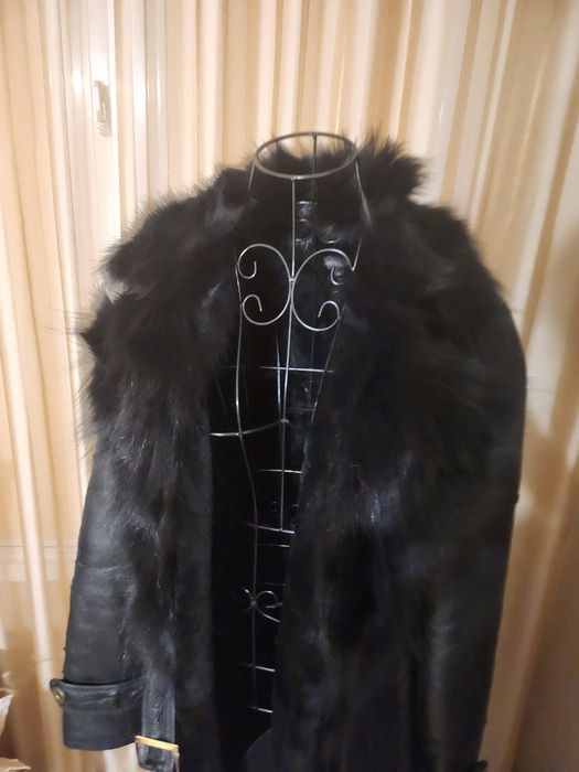 Палто естествена кожа и яка лисица  Sinquanonne размер l - xl