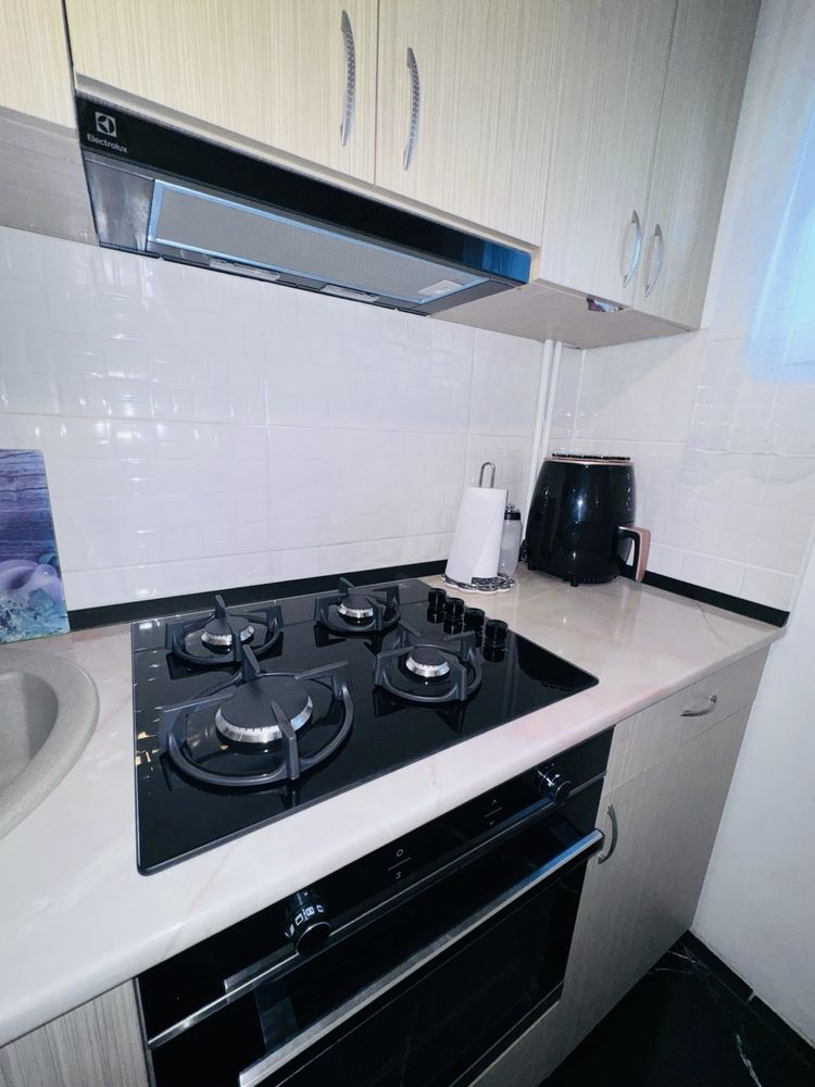 Vand apartament 2 camere
