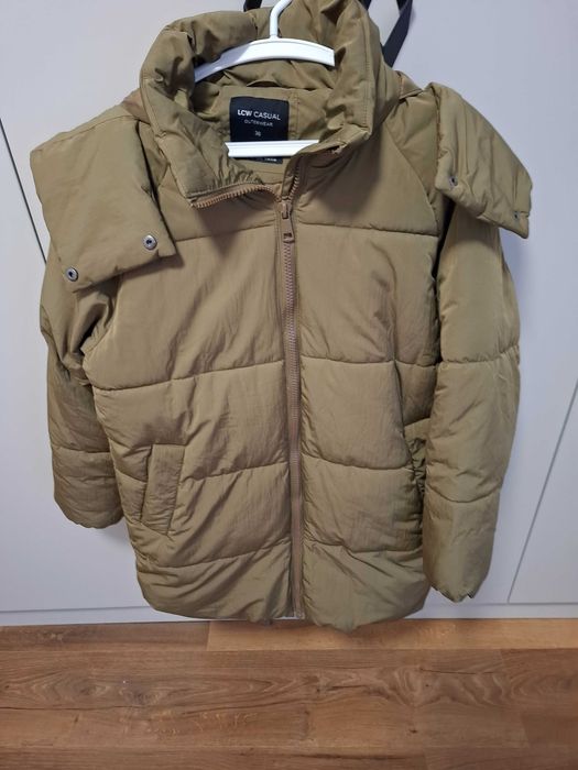 Geacă nouă mărimeaS