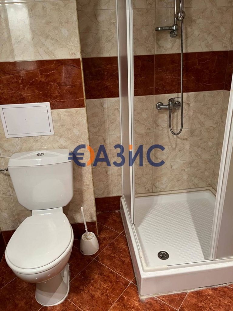 Продава се Двустаен апартамент в к.к. Елените - 77 кв.м за 923 €/кв.м - Снимка #12
