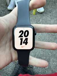 Apple watch SE 44 mm