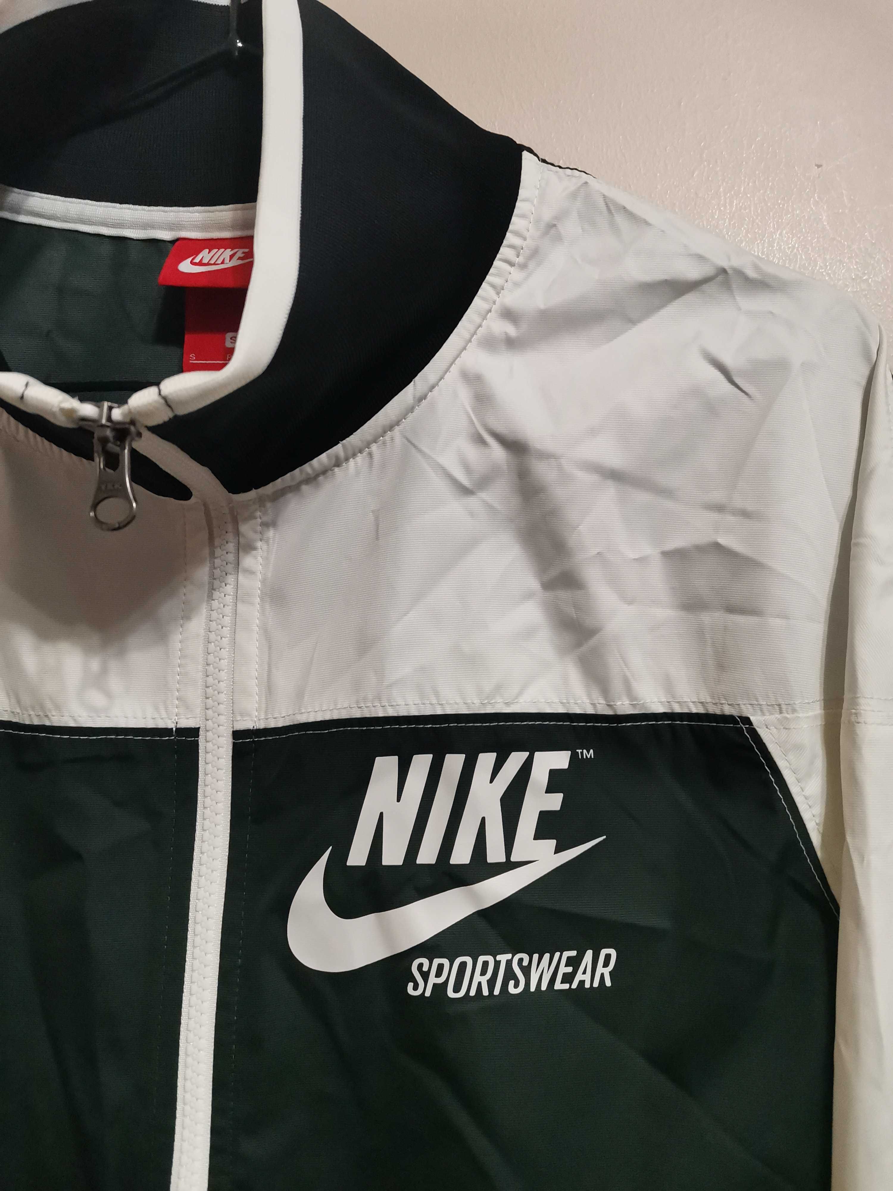 NIKE Heritage Windrunner Jacket.Nike W Nsw Jkt FZ ARCHIVE1.