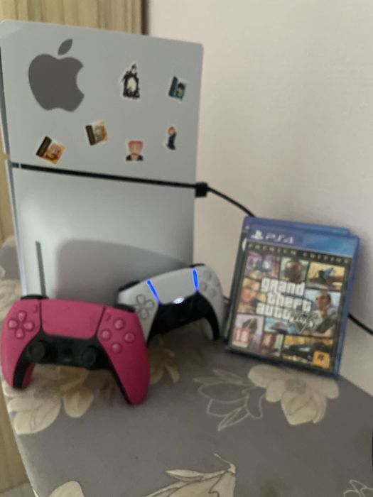 Ps 5 2-джойстика и 2+диска с играми