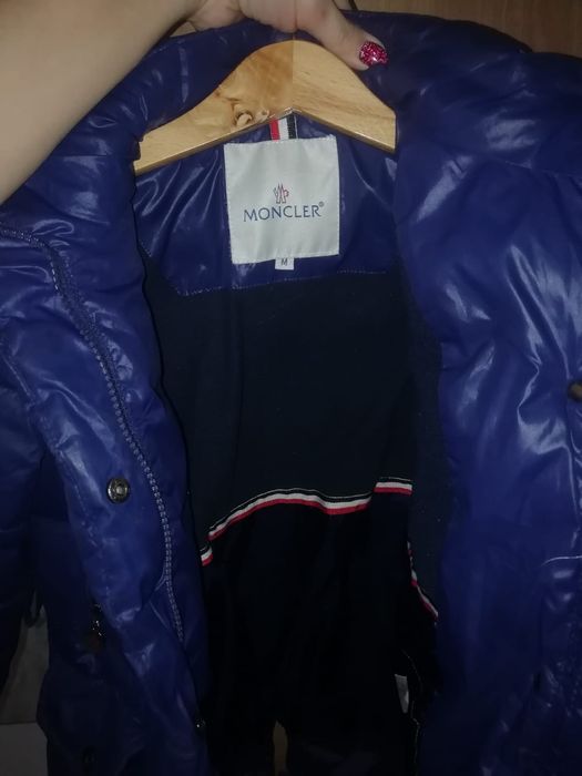 Продам  зимнюю курточку