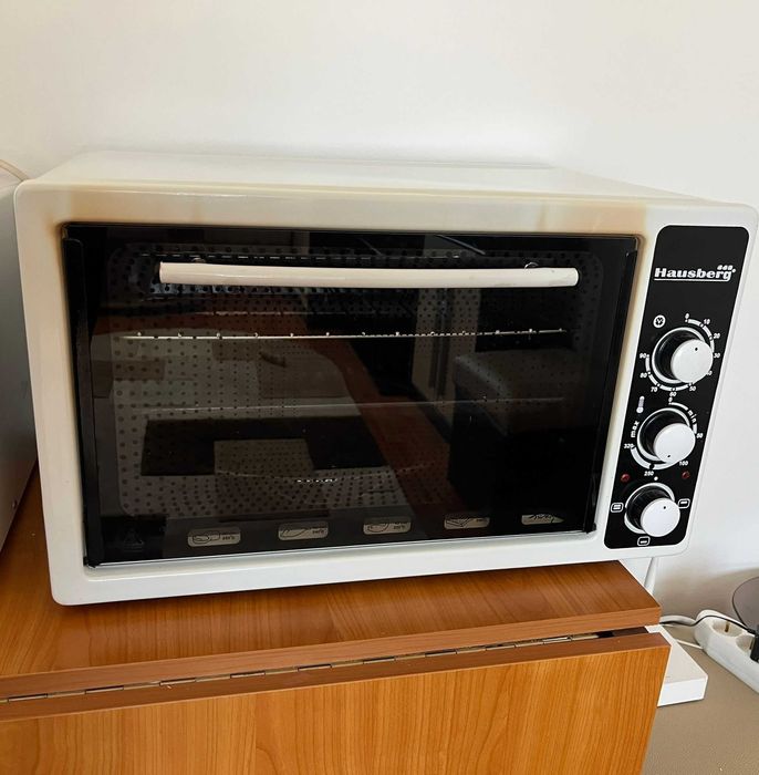 Cuptor electric utilizat