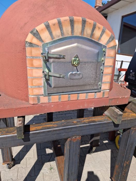 Vând cuptor traditional mobil pizza/pâine