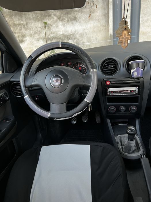 Vand masina Seat Ibiza 1.2 benzina