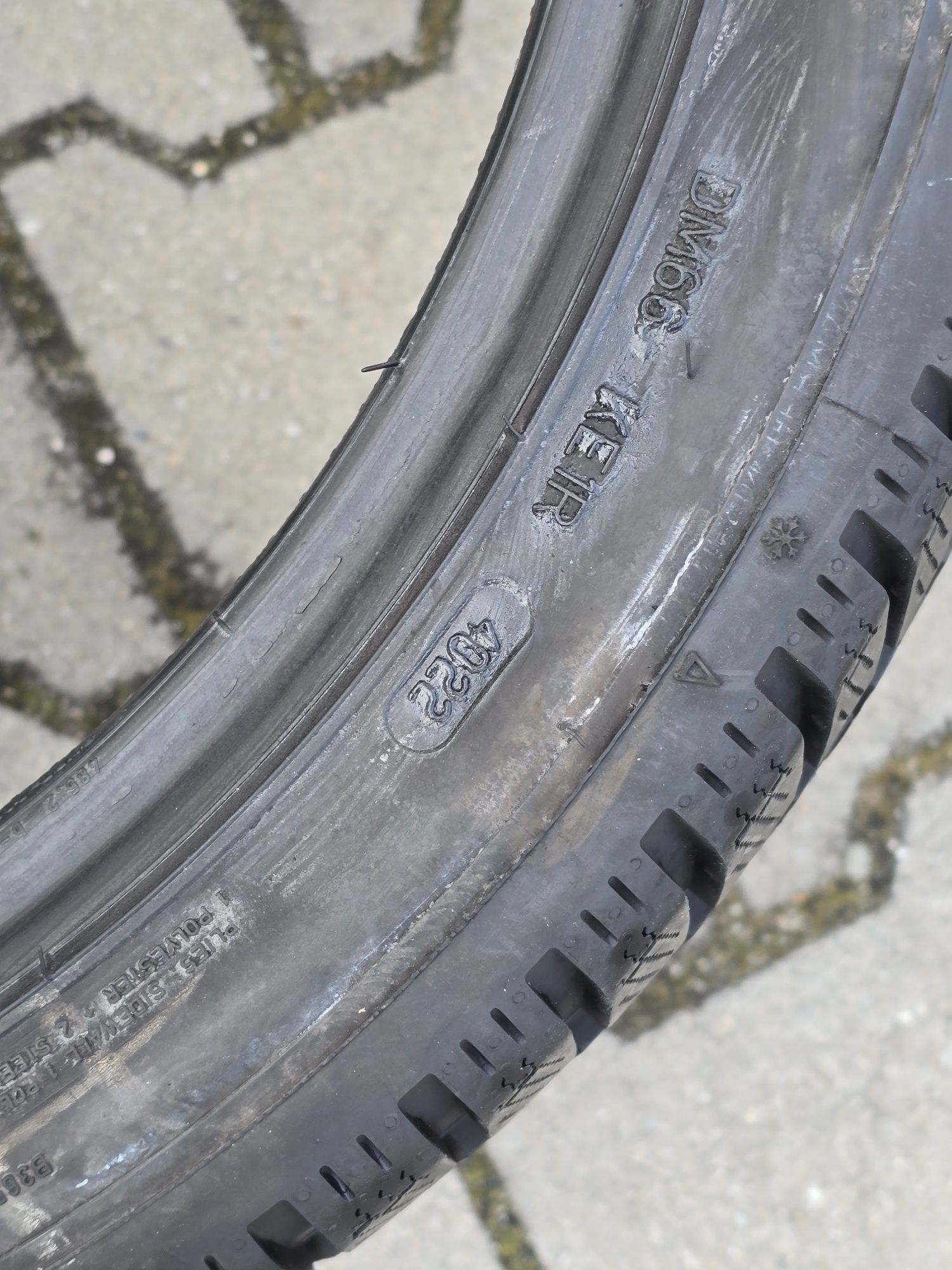 245 40 19 Dunlop