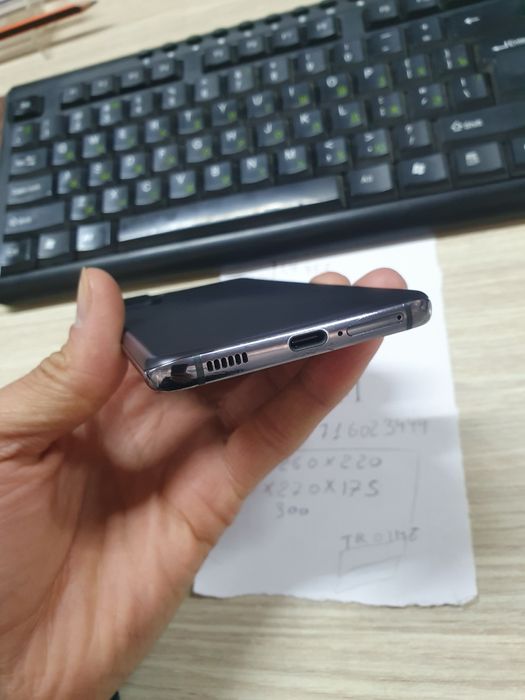 Samsung S21 5G 256Gb продам