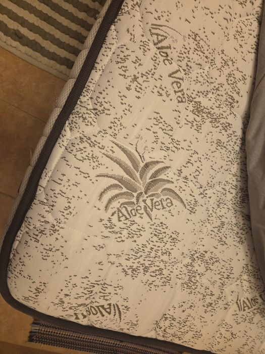 Vând saltea Salt Confort