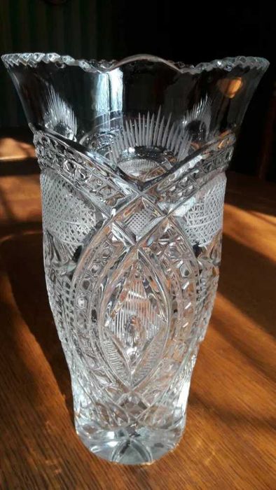 Хрустальные вазы
