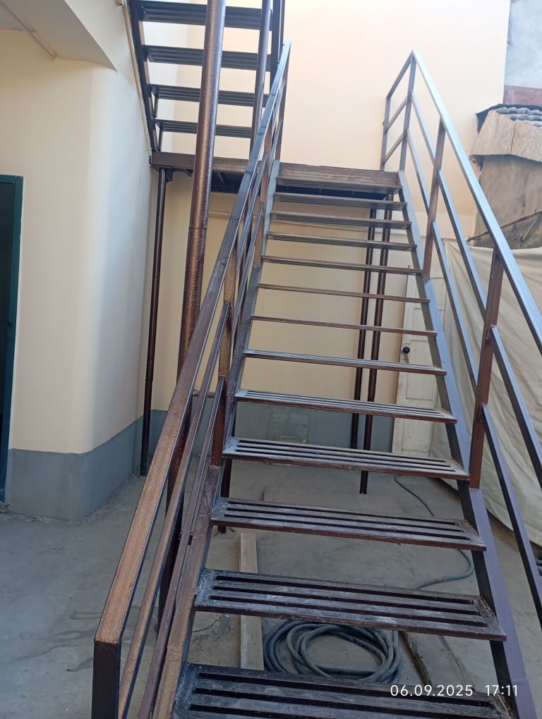Ойбек метро га 2 остановка
