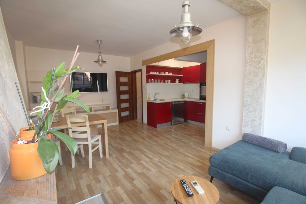 Двустаен апартамент под наем в центъра на гр. Габрово