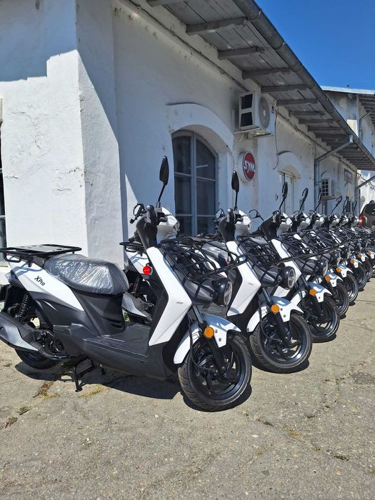 Vand Scuter 125 cc, ABS, benzina, 2023, 1800 euro sau Sym 49cc cu 1750