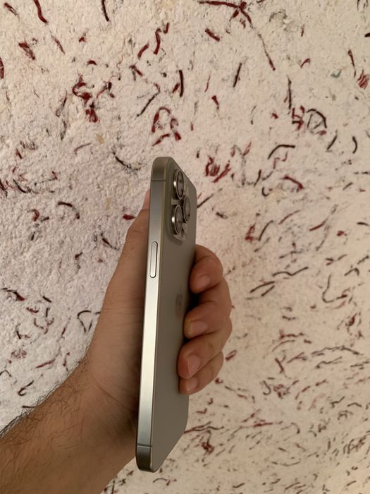 Iphone 15 pro max edial 1000%