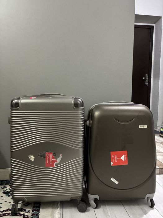 Продом чемоданы