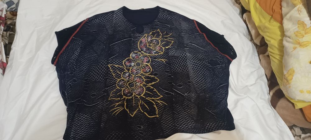 Bluze de dama mărimi foarte mari