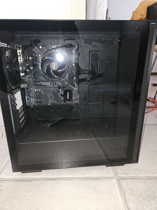 Ryzen 5 7500f / 1TB nvme / 750w Seasonic