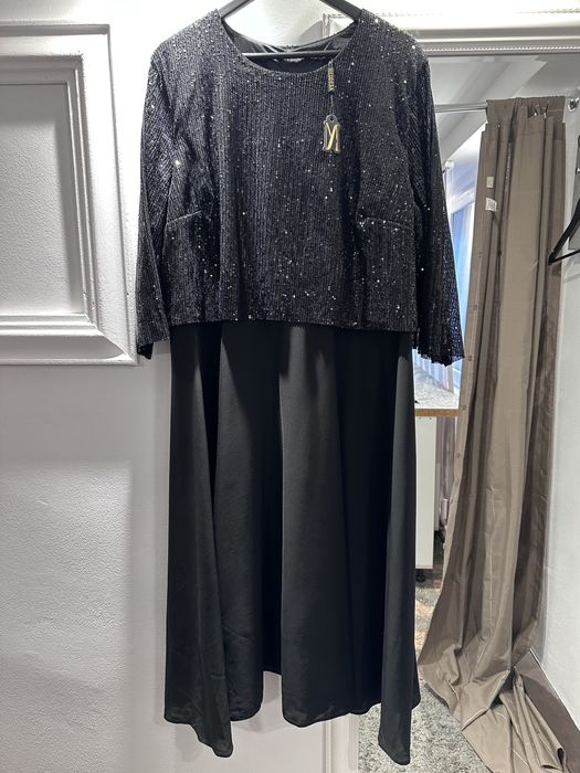 Rochie neagra cu paiete marimea 50/52