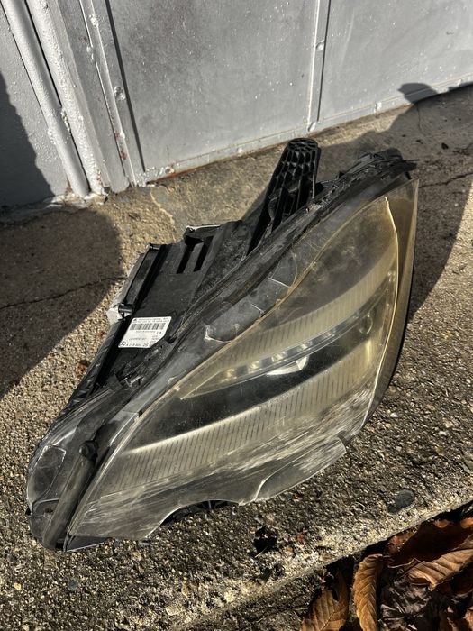 Мерцедес Mercedes CLS W218 фар