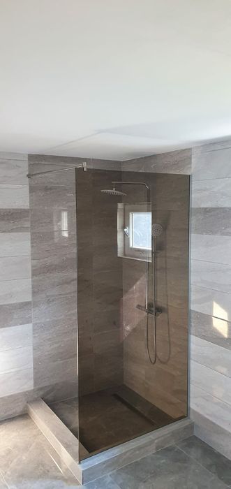 Inchideri terase din sticla securizata  cabine de dus balustrade balco