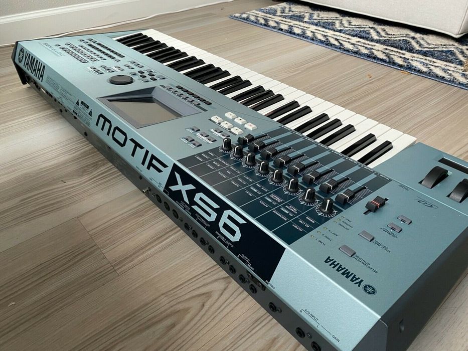Yamaha motif xs6
