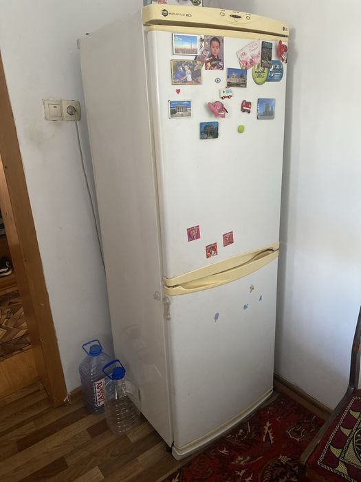 Холодильник    LG    продам
