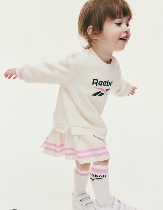 Комплект рокля и маратонки H&M и Reebok