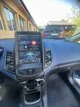 Navigatie Android Ford Fiesta Waze YouTube BT GPS USB