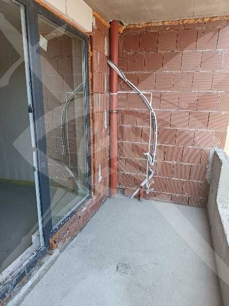 Продава се Двустаен апартамент в Пловдив, Остромила - 67 кв.м за 1447 €/кв.м - Снимка #7