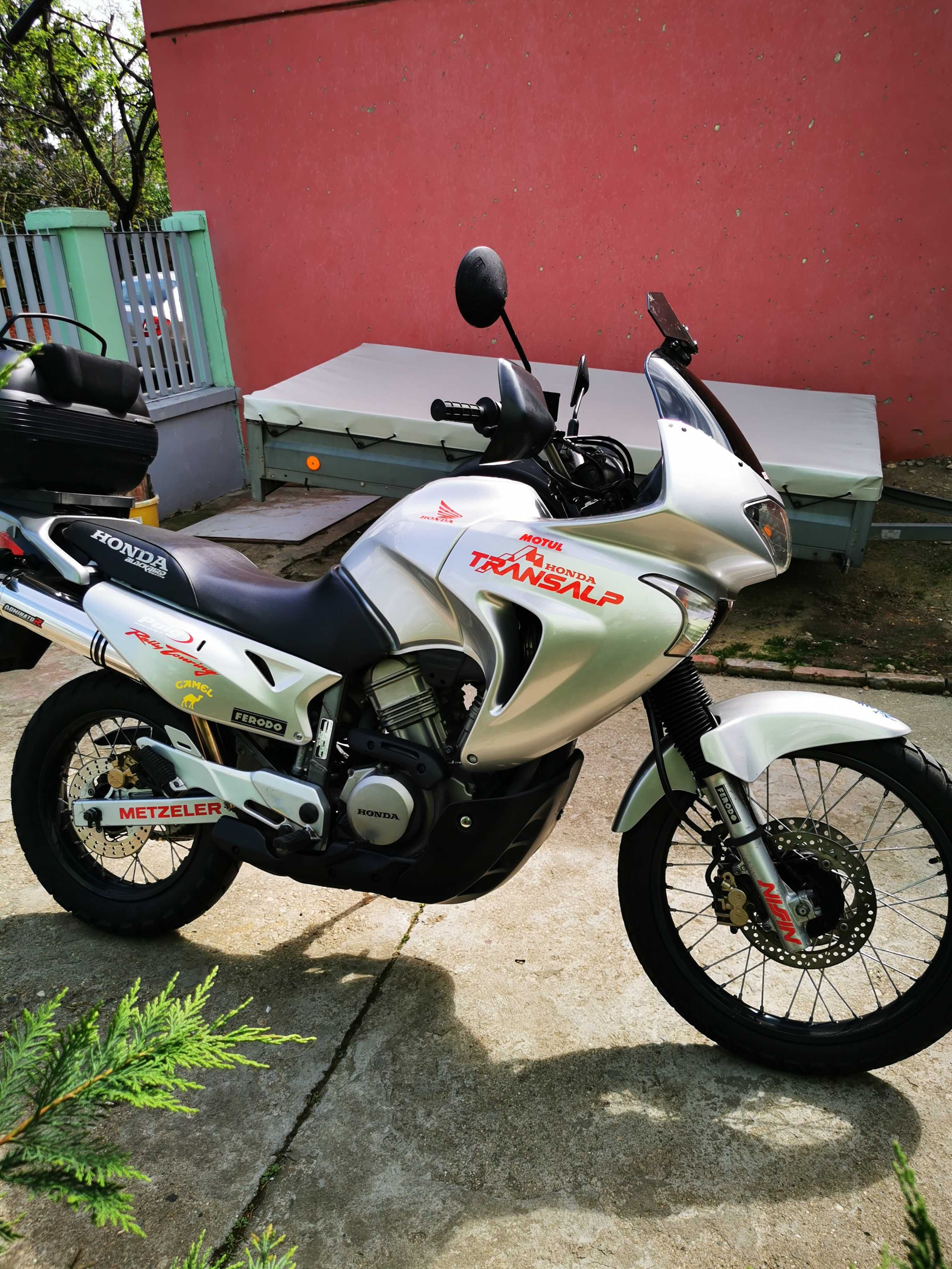 Honda transalp xl650 v