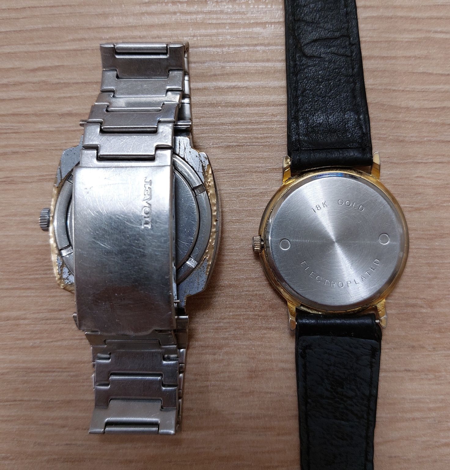 Ръчни часовници POLJOT и SEIKO.