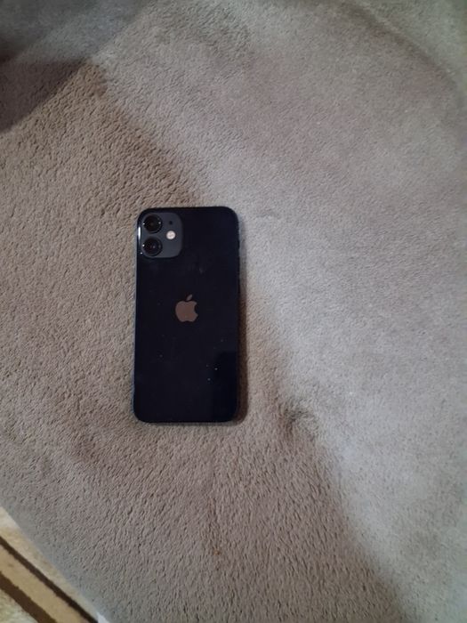 Iphone 12 mini vand