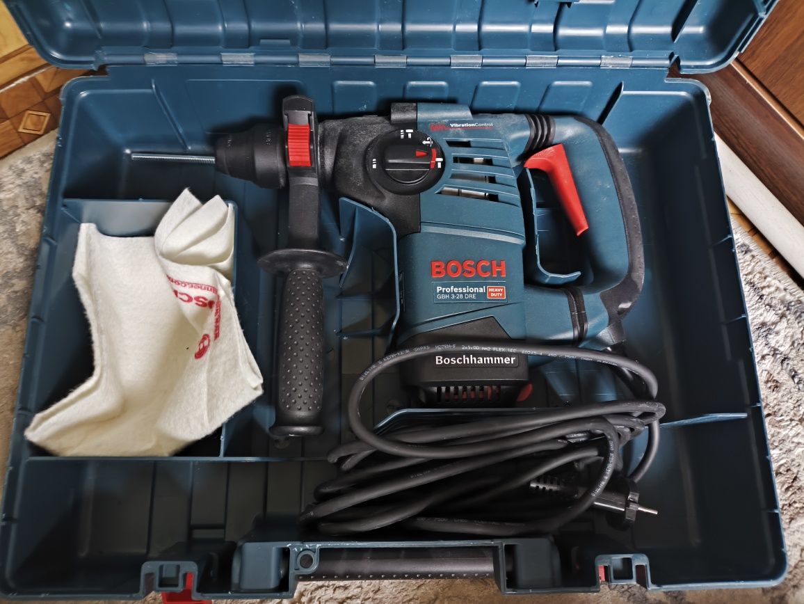 Перфоратор BOSCH