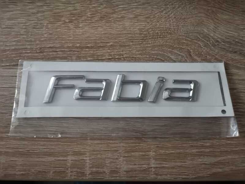 Skoda Fabia емблеми лого надпис стар стил