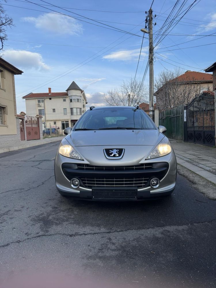 Peugeot 207 SW outdoor