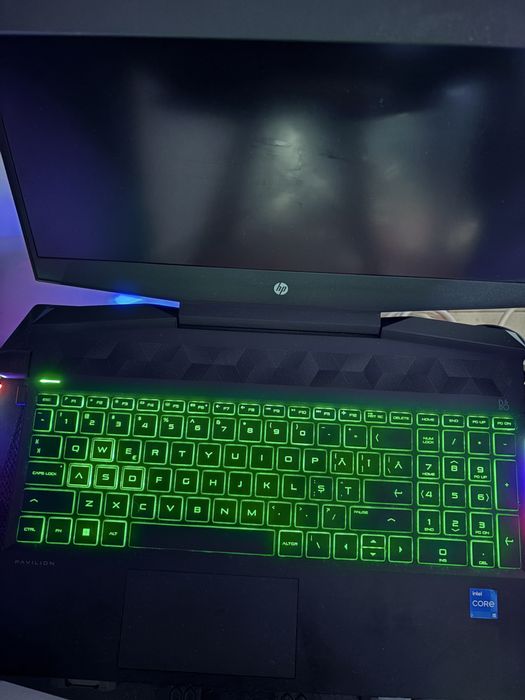 Oferta Leptop gaming HP pavilion