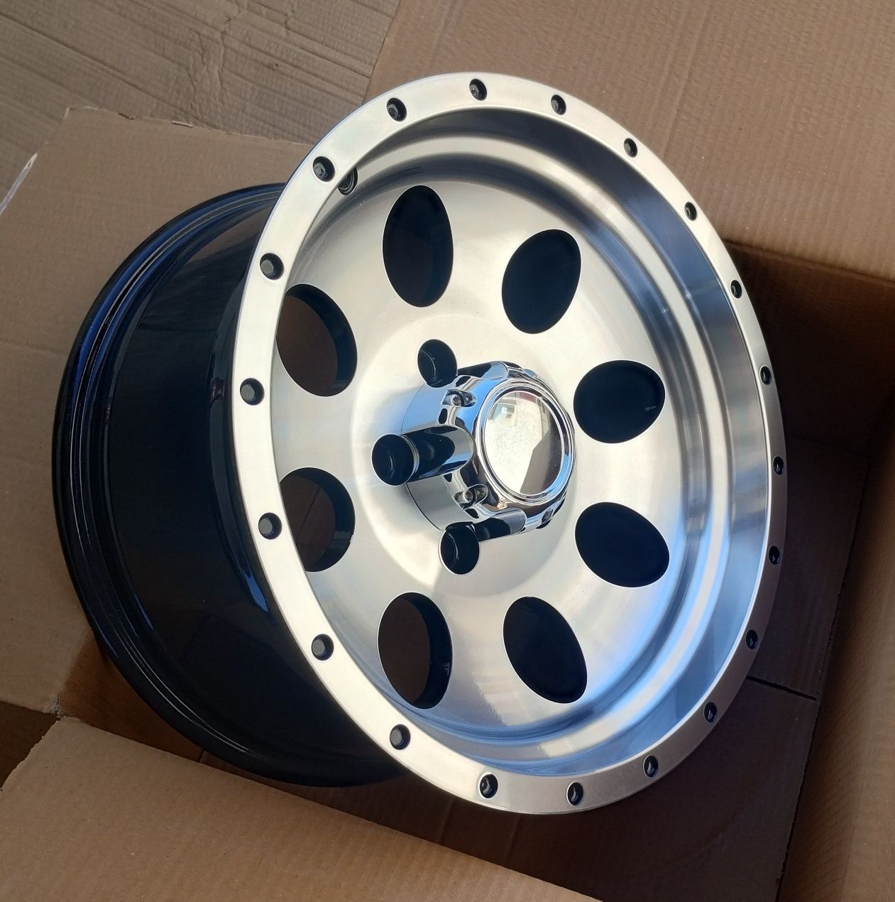 Jante 16 Jeep  5 x 127 R16 aJeep Wrangler Grand Cherokee