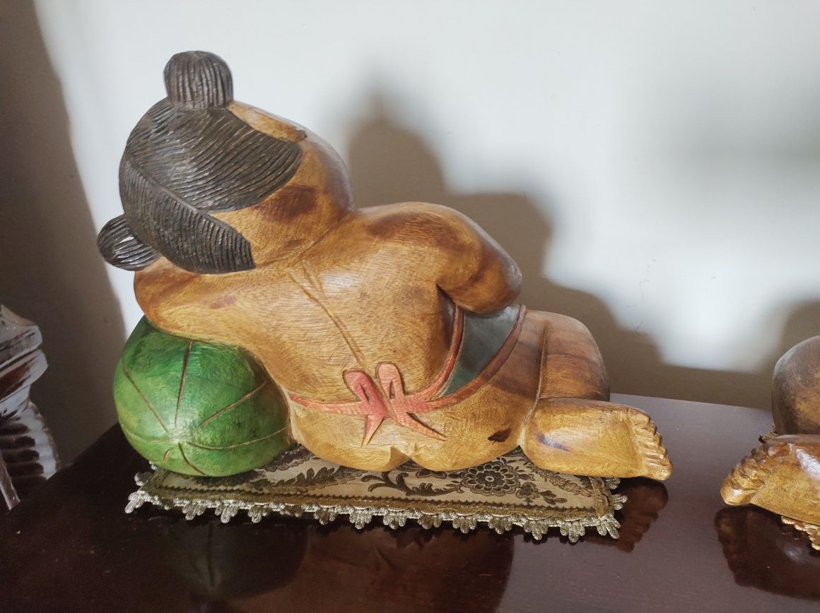 Statueta asiatică de epocă mare lemn, set "Copil adormit" 26X36 cm