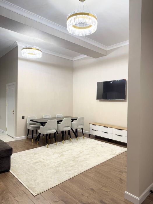 Продаётся 3-х комнатная квартира в ЖК Oq Saroy Паркентский Центр 5 мин