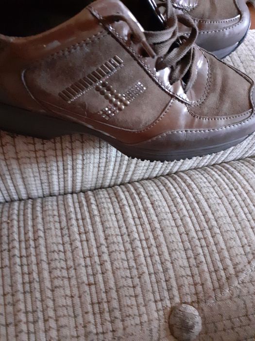 Adidași  nr36 piele