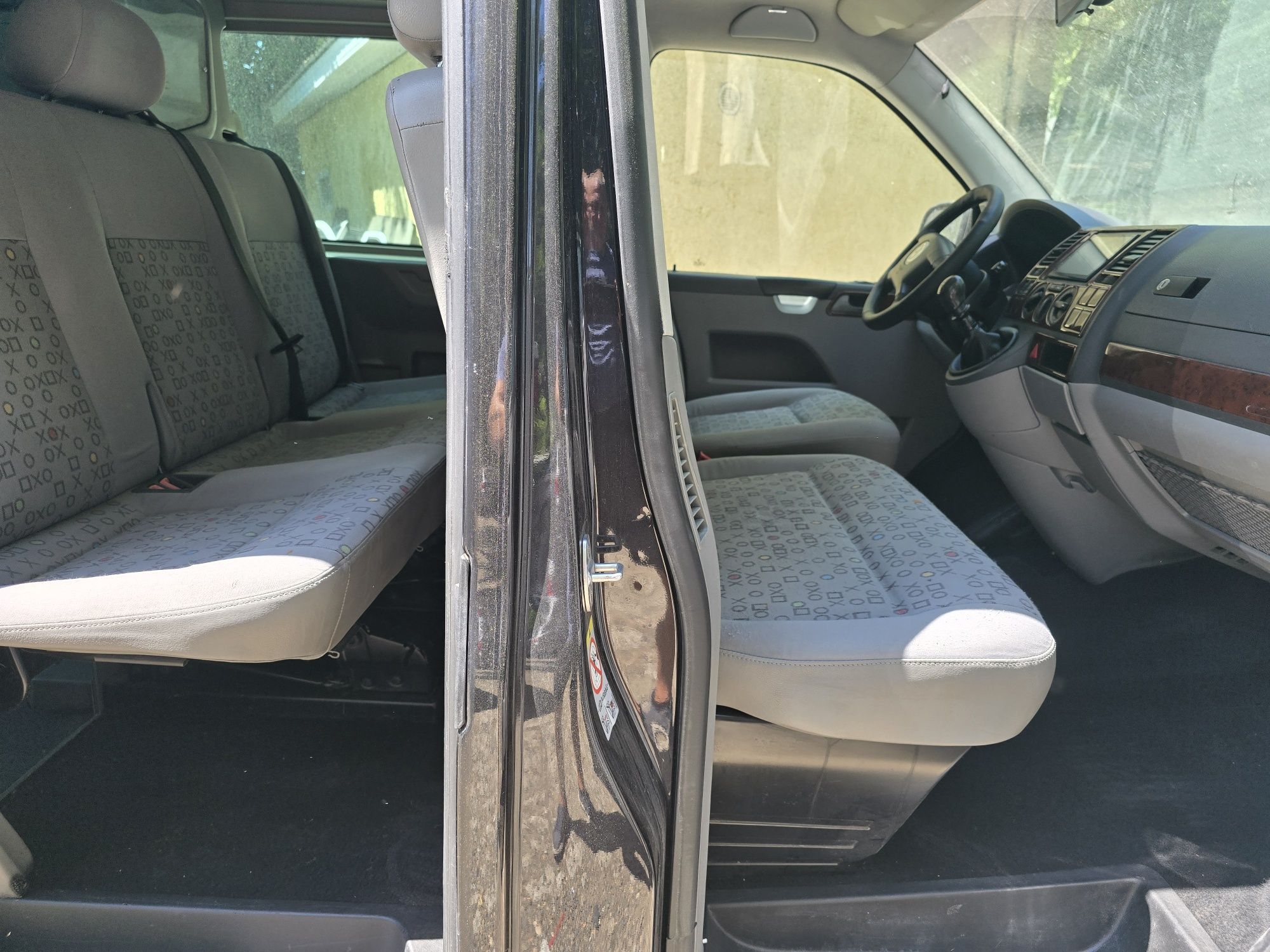 Vw Transporter T5 2.5 TDI An 2007 * 6 Locuri Dublu Cabina * Manuala